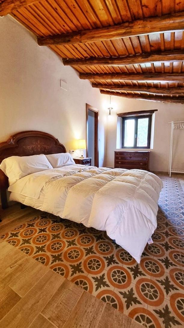 Alojamiento Rural En Aracena. Finca El Rehilete Εξωτερικό φωτογραφία